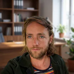 Louie Peters